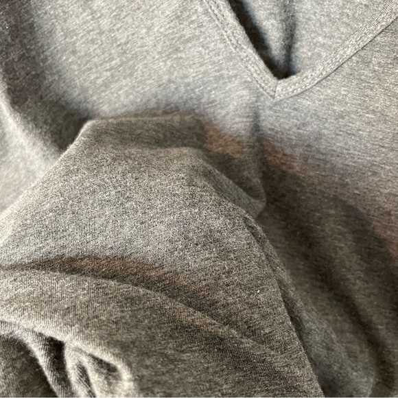 Lovers + Friends Long Sleeve Grey Low Back Tunic Women’s Size Medium - Picture 6 of 12